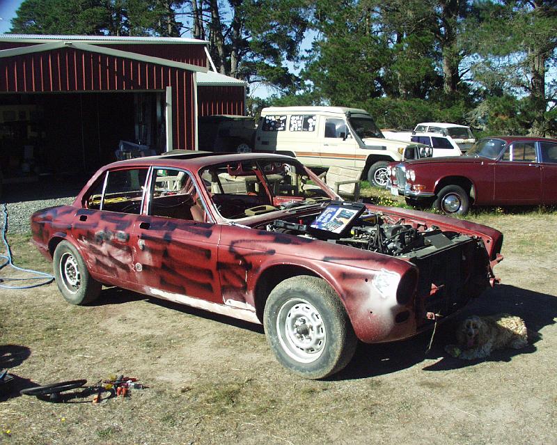 Ian's XJ6 Restoration 29.JPG